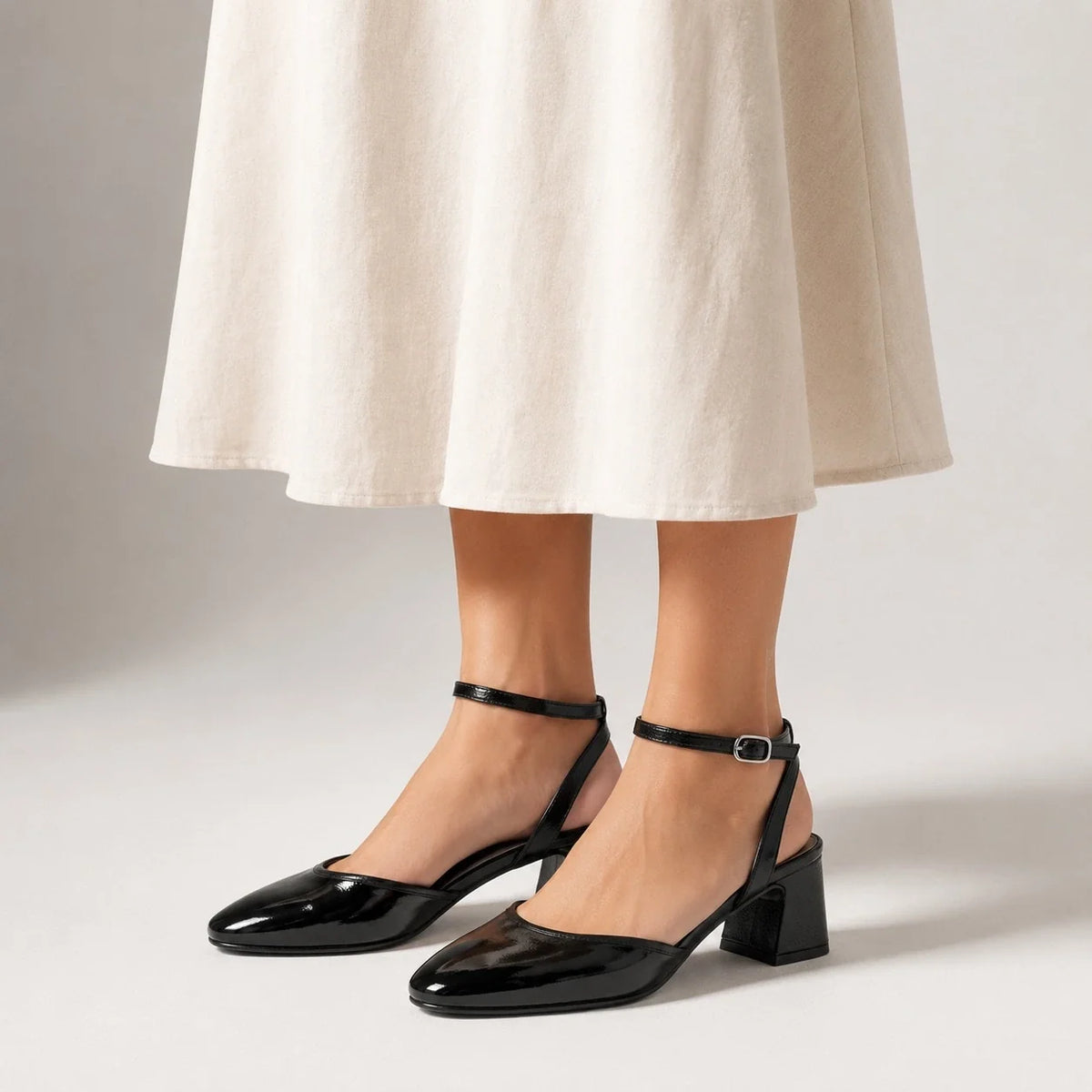 Tacones magnolia de cuero para mujer - Negro