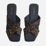 Sandalia plana nyra de cuero para mujer - Cafe