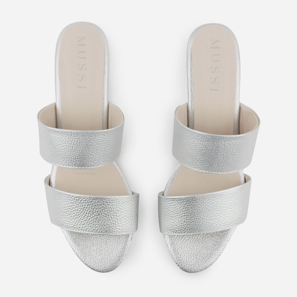 Sandalia tacon corrido serrania de cuero para mujer - Plata