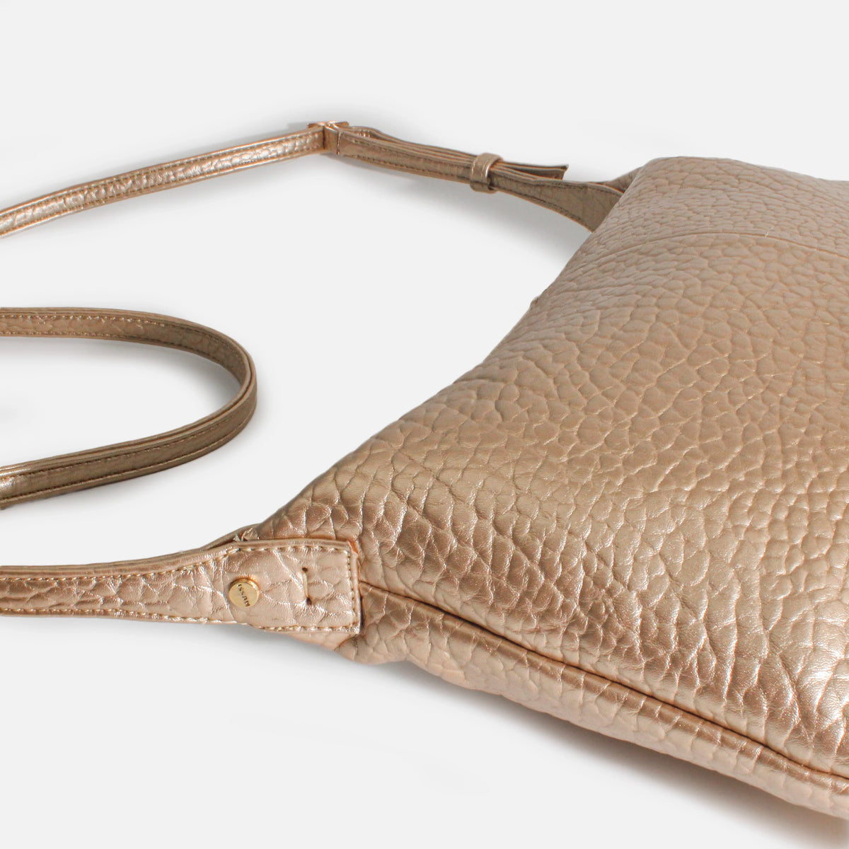 Bolso manos libres ventela de sintético para mujer - Oro