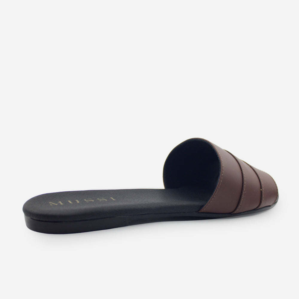 Sandalia plana ottawa de cuero para mujer - Café