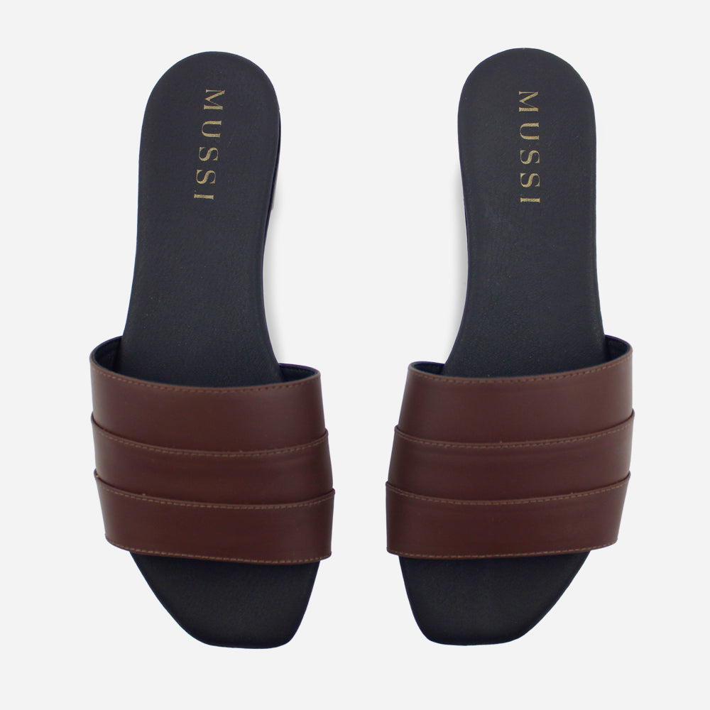 Sandalia plana ottawa de cuero para mujer - Café