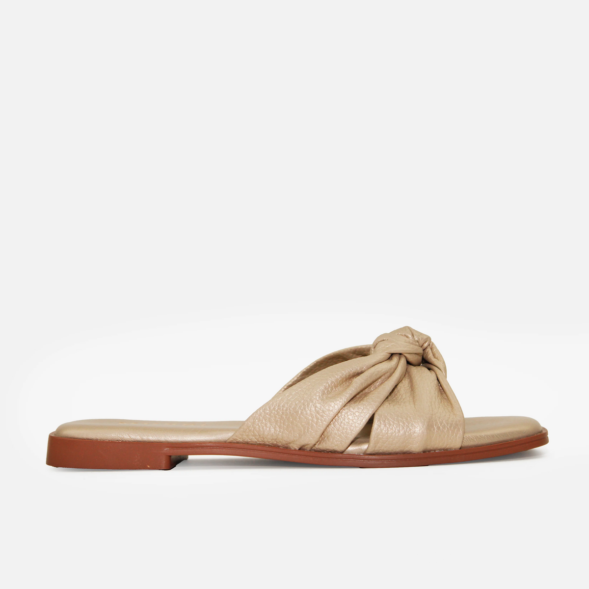 Sandalia plana silvana de cuero para mujer - Oro