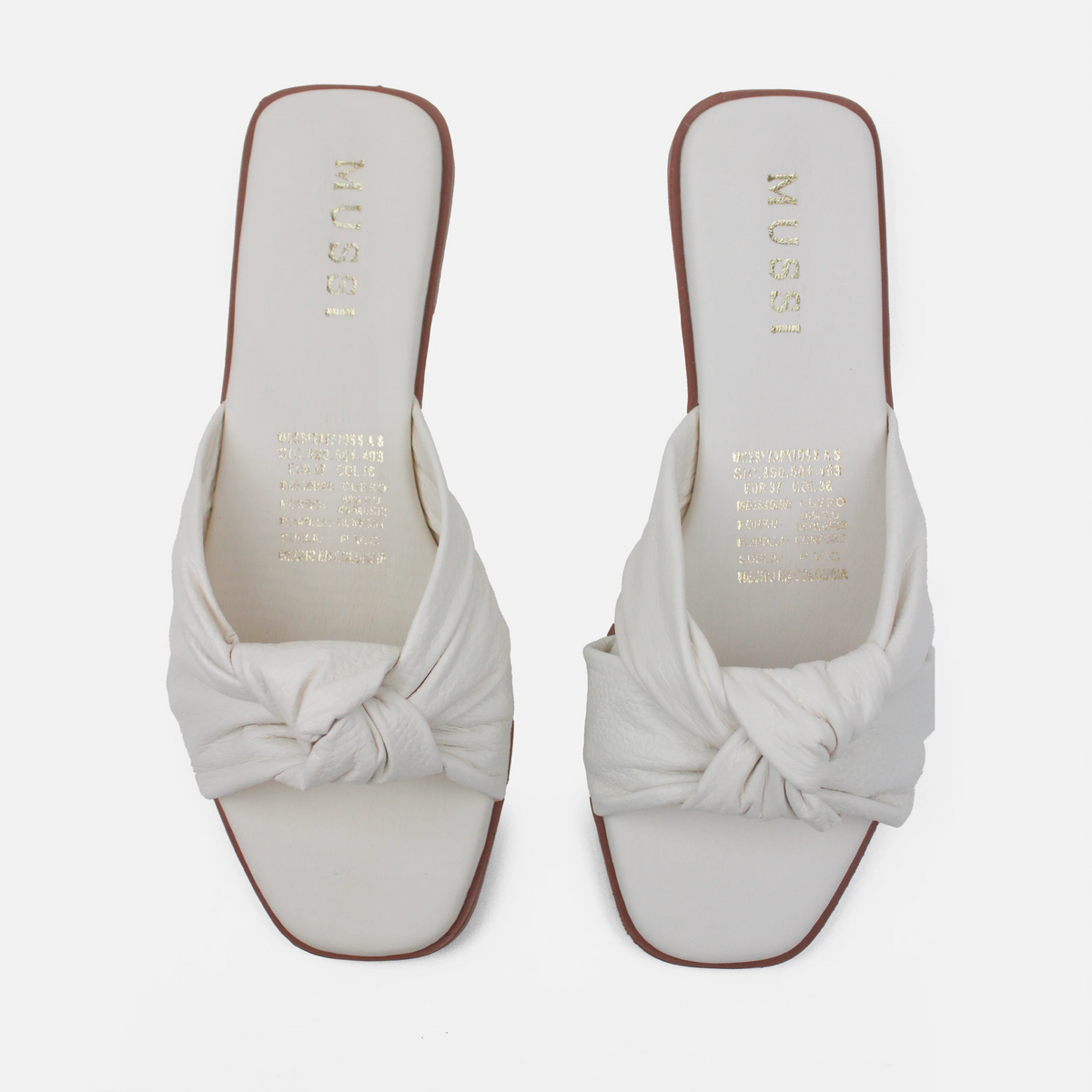 Sandalia plana silvana de cuero para mujer - Hueso