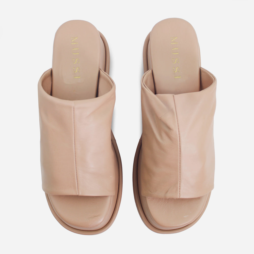 Sandalia flatform raquel de cuero para mujer - Almendra
