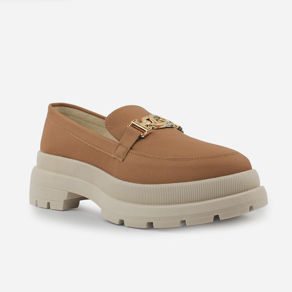 Mocasin tractorado madelaine de sintético para mujer - Almendra