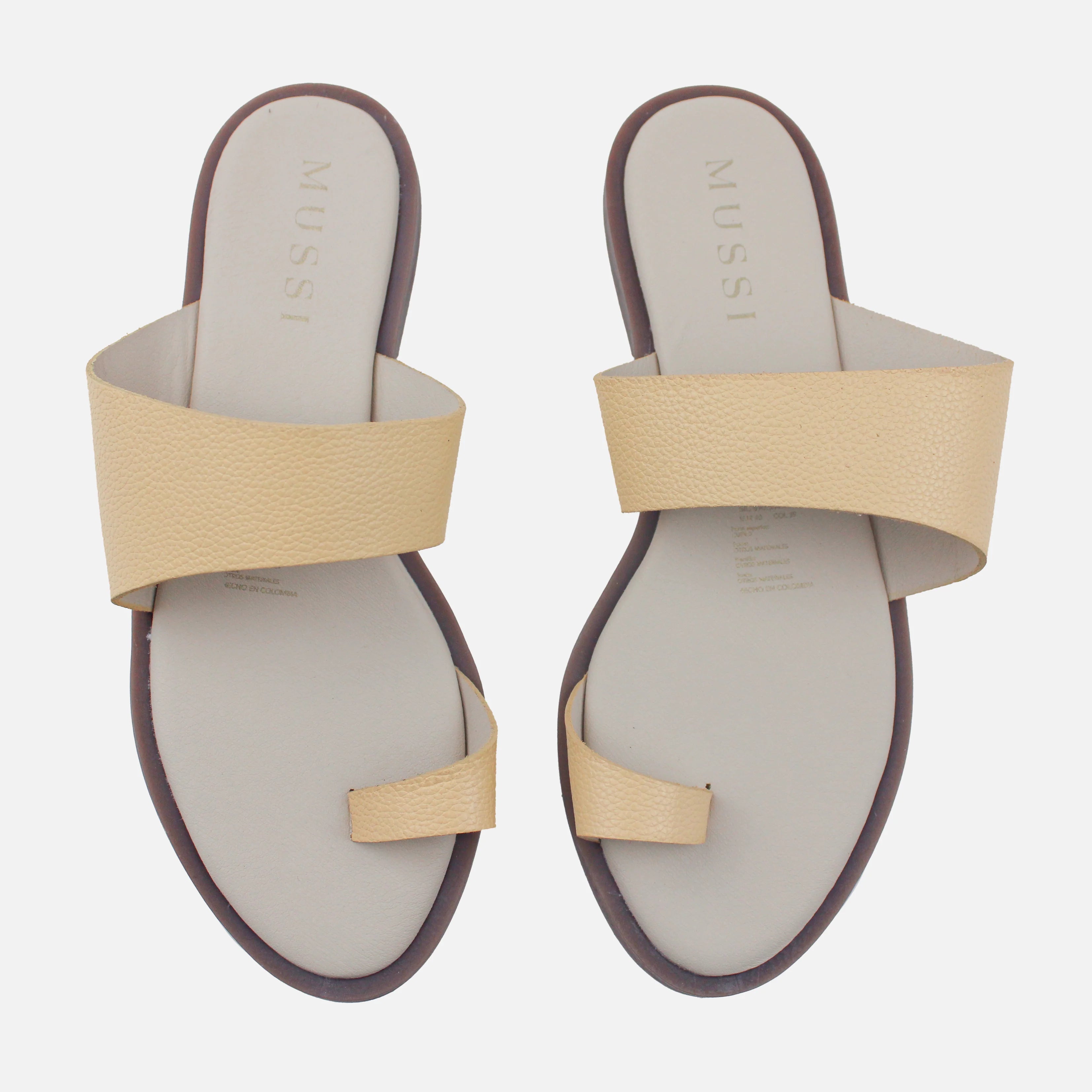 Sandalia plana nia de cuero para mujer Amarillo