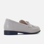 Mocasin plano vaniah de cuero para mujer - Gris