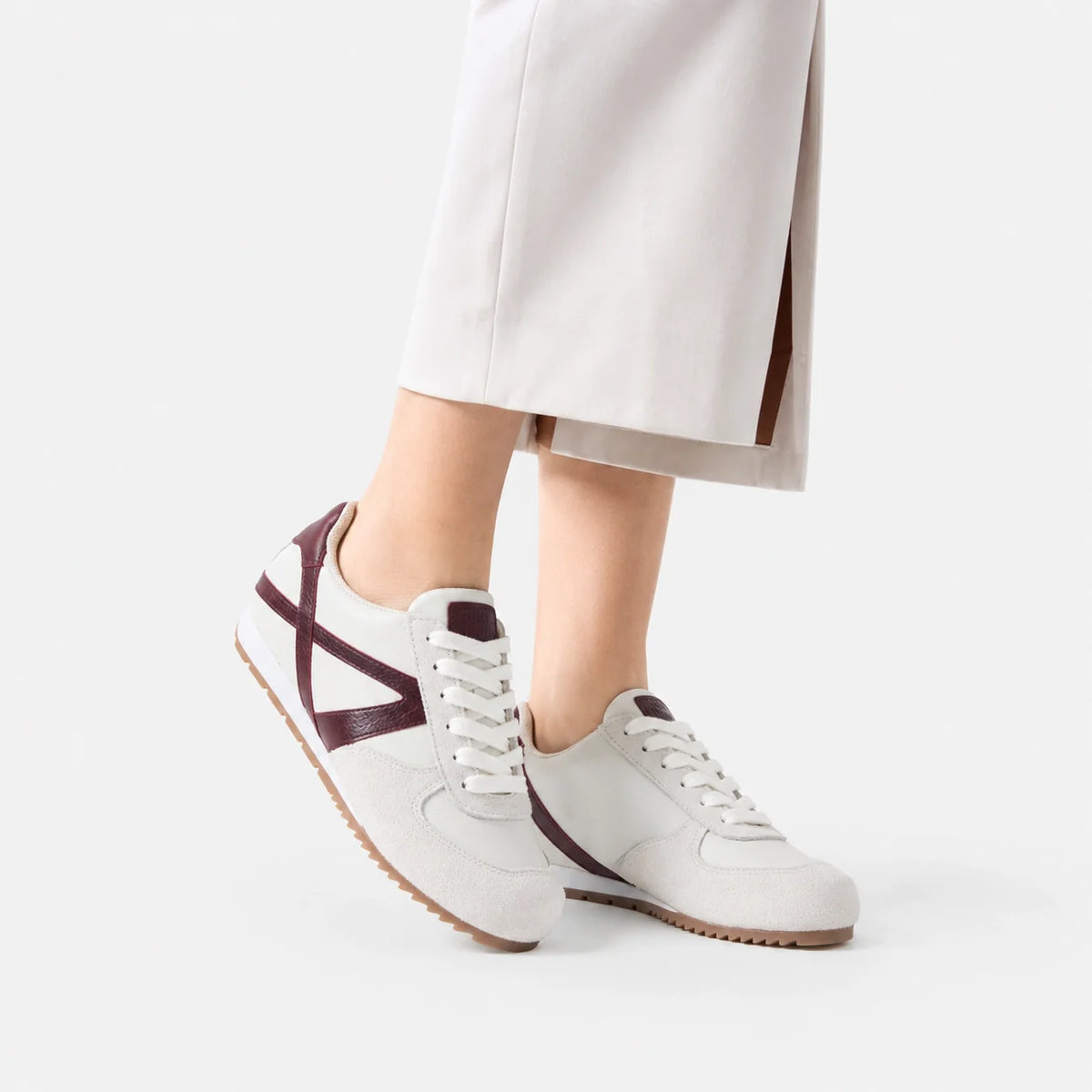 Tenis azalia de cuero para mujer - Vino