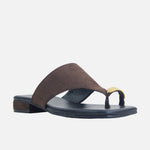 Sandalia plana enya de cuero para mujer - Café