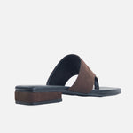 Sandalia plana enya de cuero para mujer - Café