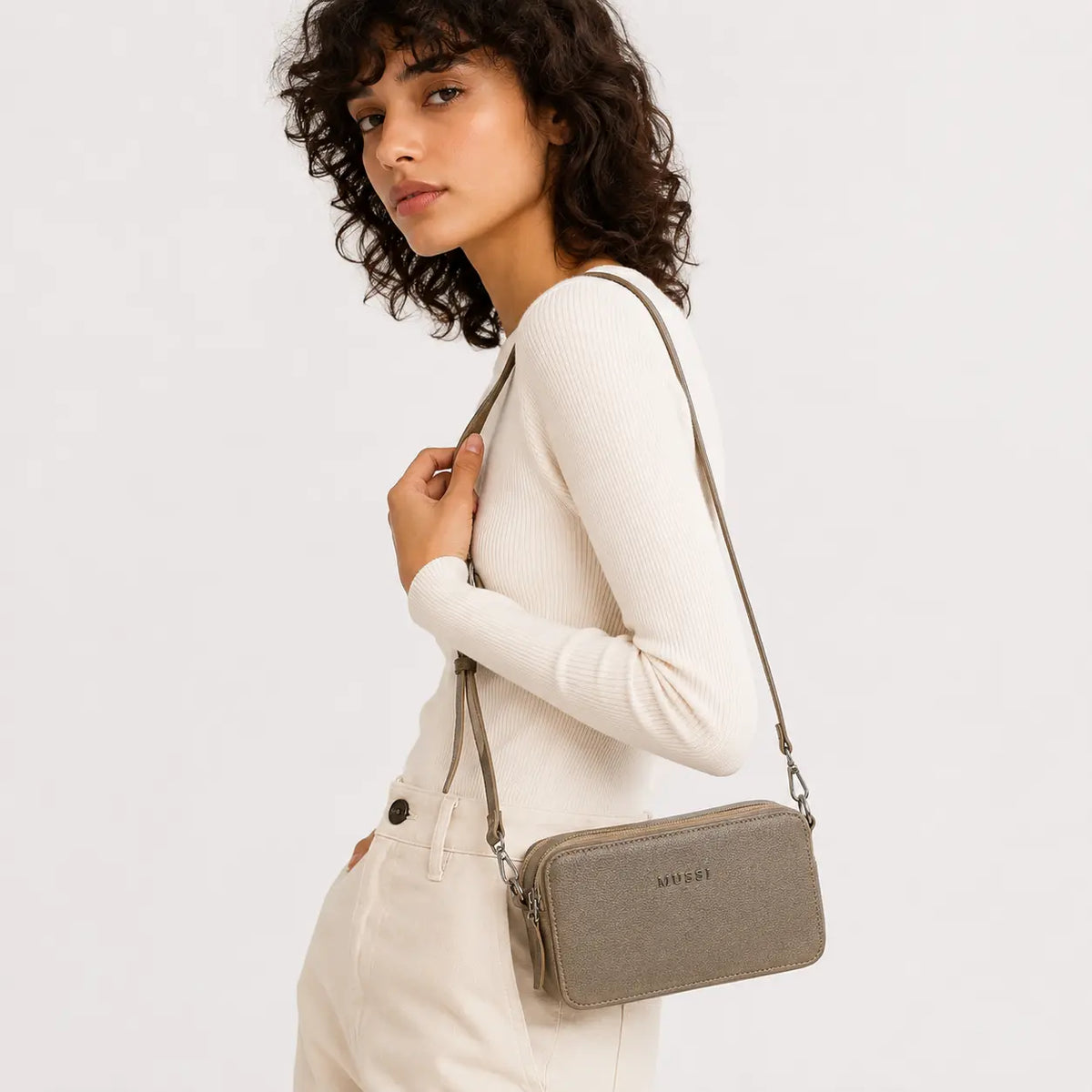 Bolso manos libres estela de cuero para mujer - Bronce