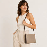 Bolso manos libres arlet de cuero para mujer - Café
