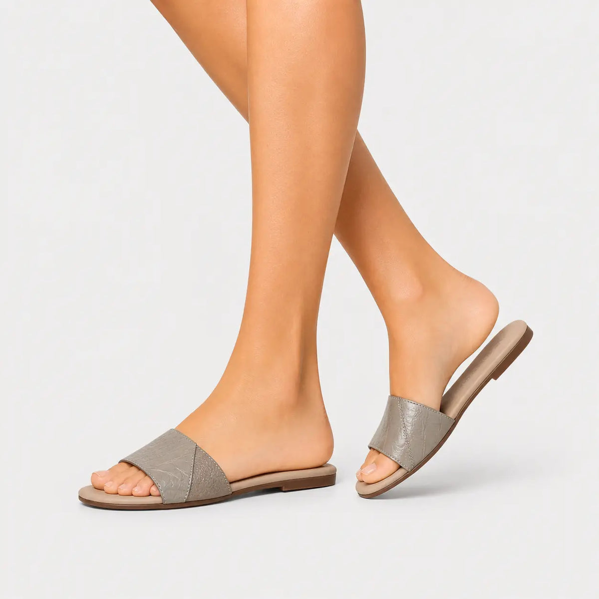 Sandalia plana curazao de cuero para mujer - Gris