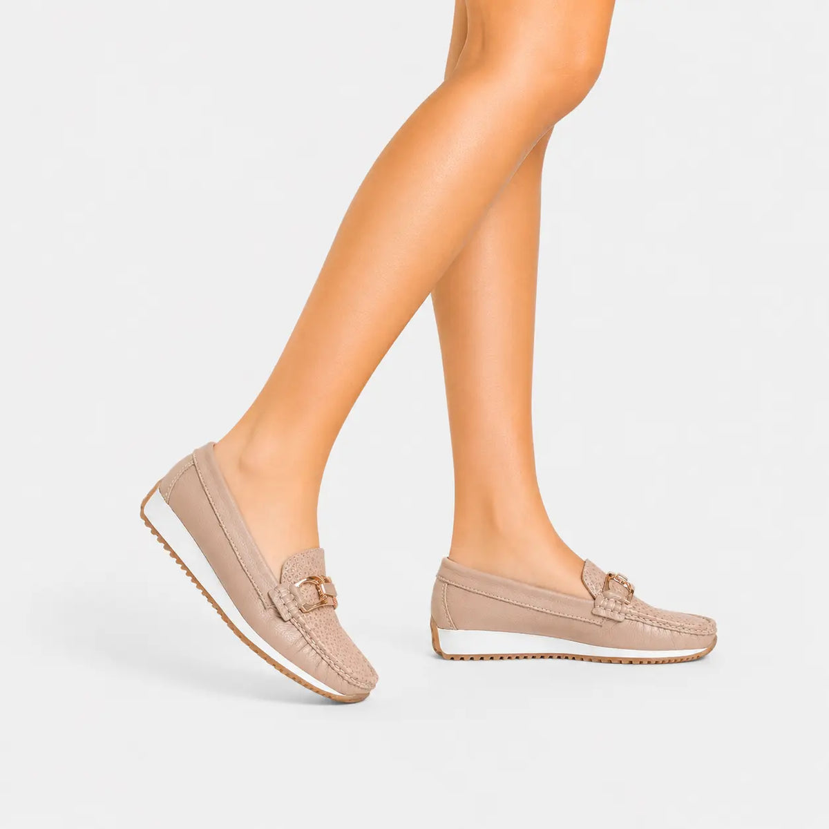 Mocasin plano helin de cuero para mujer - Taupe