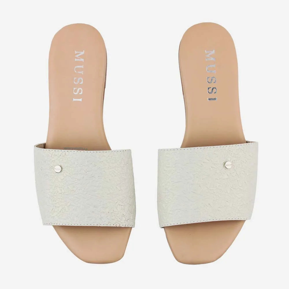 Sandalia plana bangui de cuero para mujer - Hueso