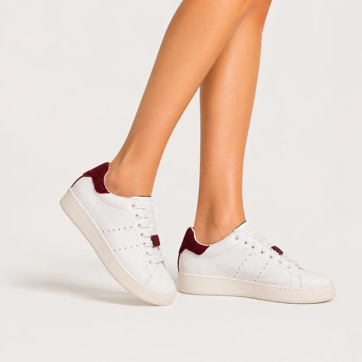 Tenis hares de cuero para mujer - Vino