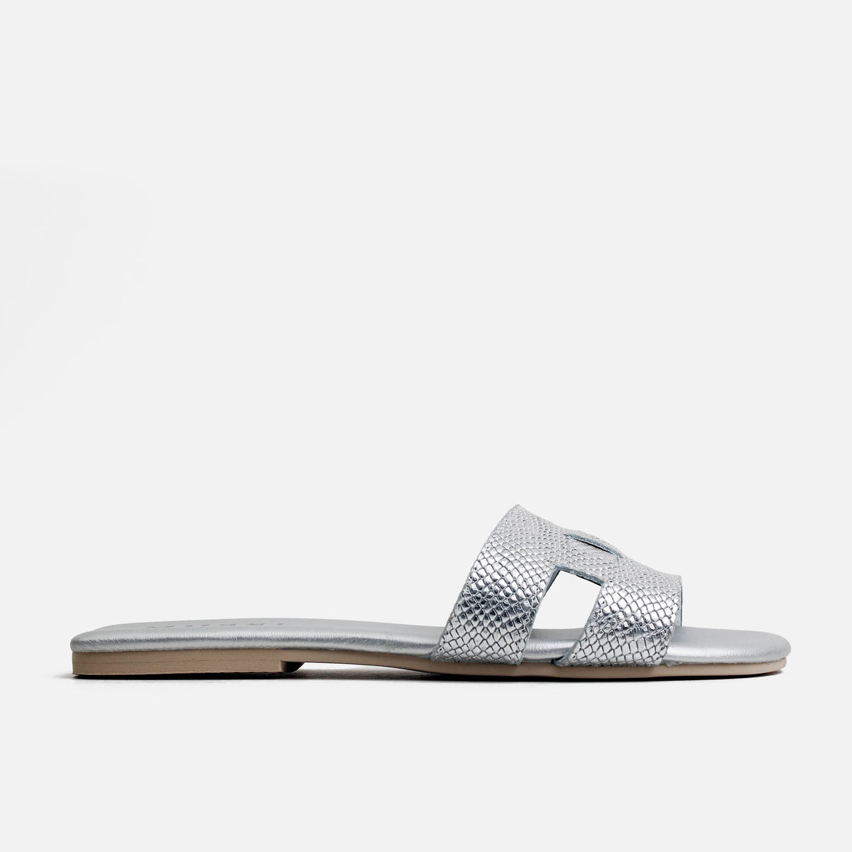 Sandalia plana bianca de cuero para mujer - Plateado