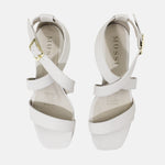 Sandalia tacon corrido nicola de cuero para mujer - Hueso