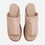 Sandalia flatform raquel de cuero para mujer - Almendra