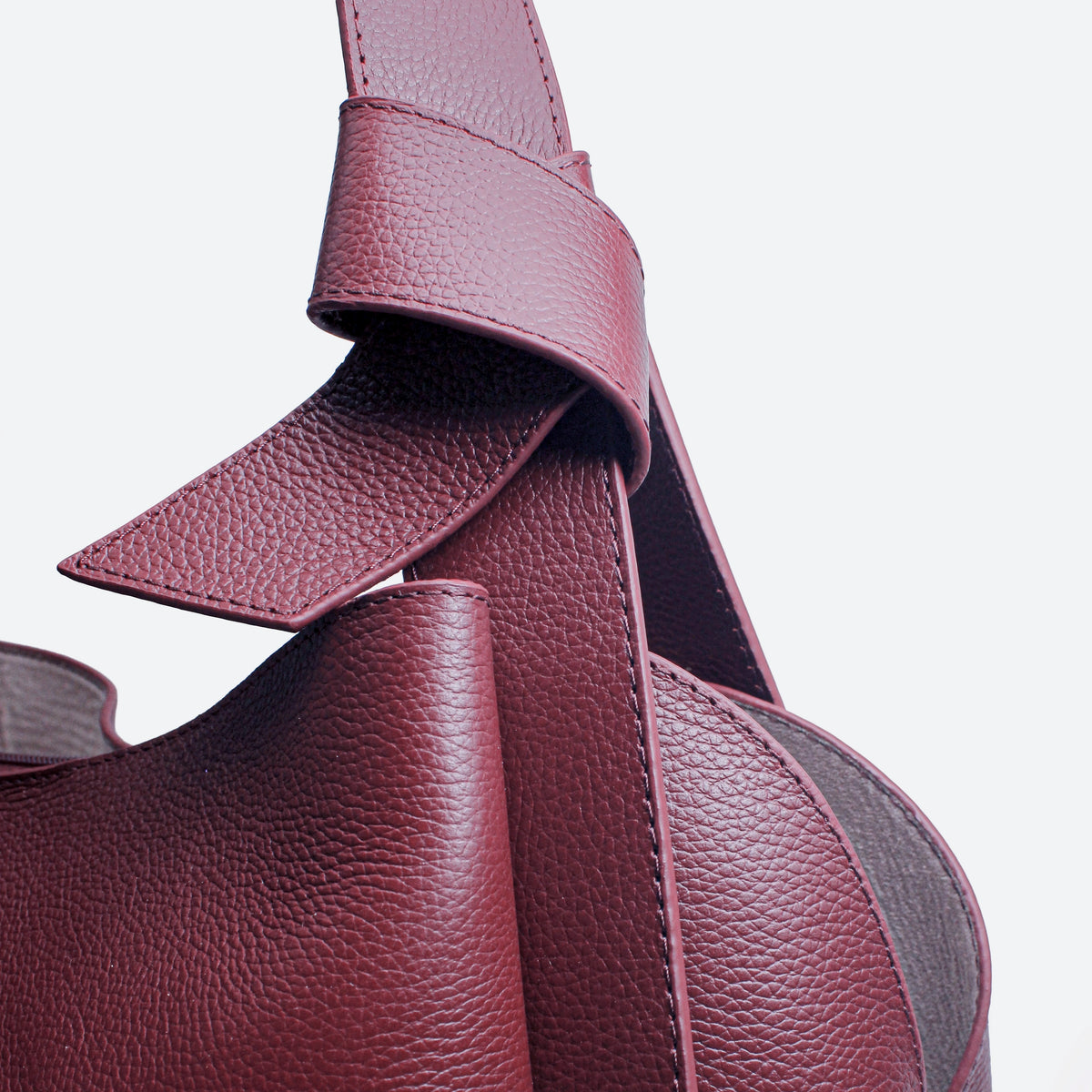 Bolso manos libres paulette de cuero para mujer - Vino