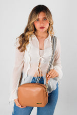 Bolso manos libres akane de sintético para mujer - Almendra